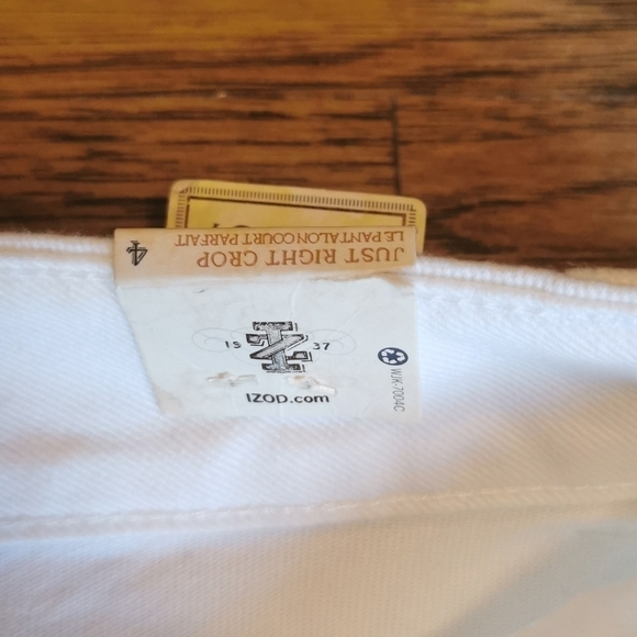 IZOD White Just Right Crop Slimming Panel New 4 - Picture 7 of 8